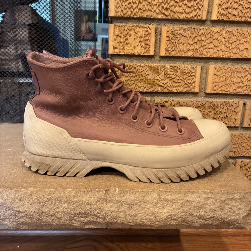 Women's 11.5 Converse Chuck Taylor All Star Lugged Winter 2.0 High Dark Wine